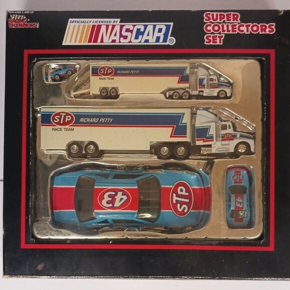 Racing Champions NASCAR Richard Petty 1991 #43 Diecast Super Collectors Set - Picture 1 of 5